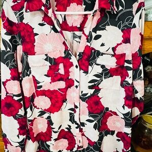 Jones New York Red and Black Floral Button Down Shirt